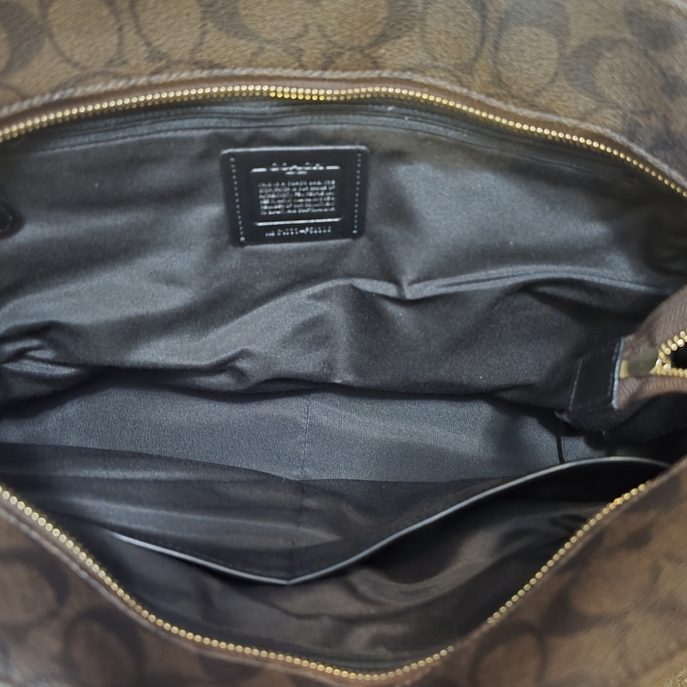 Coach Large Multifunction Baby Diaper bag & Wallet! NEW! - Picture 12 of 16